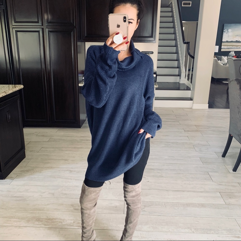 SOLD OUT - Picture 4 of 4